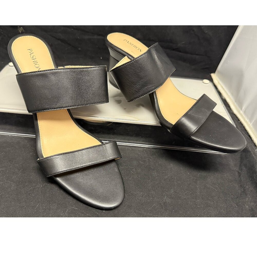 Pashion FootWear Convertible Heels Black Slides Size 10 with Assorted Heels